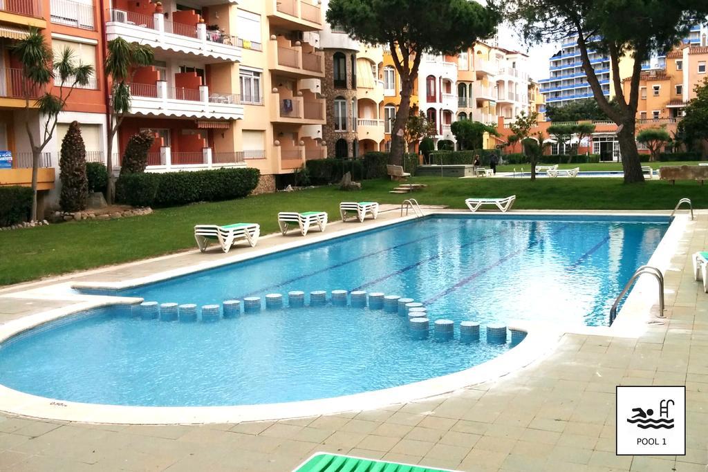 Mirablau Apartment Empuriabrava Ngoại thất bức ảnh
